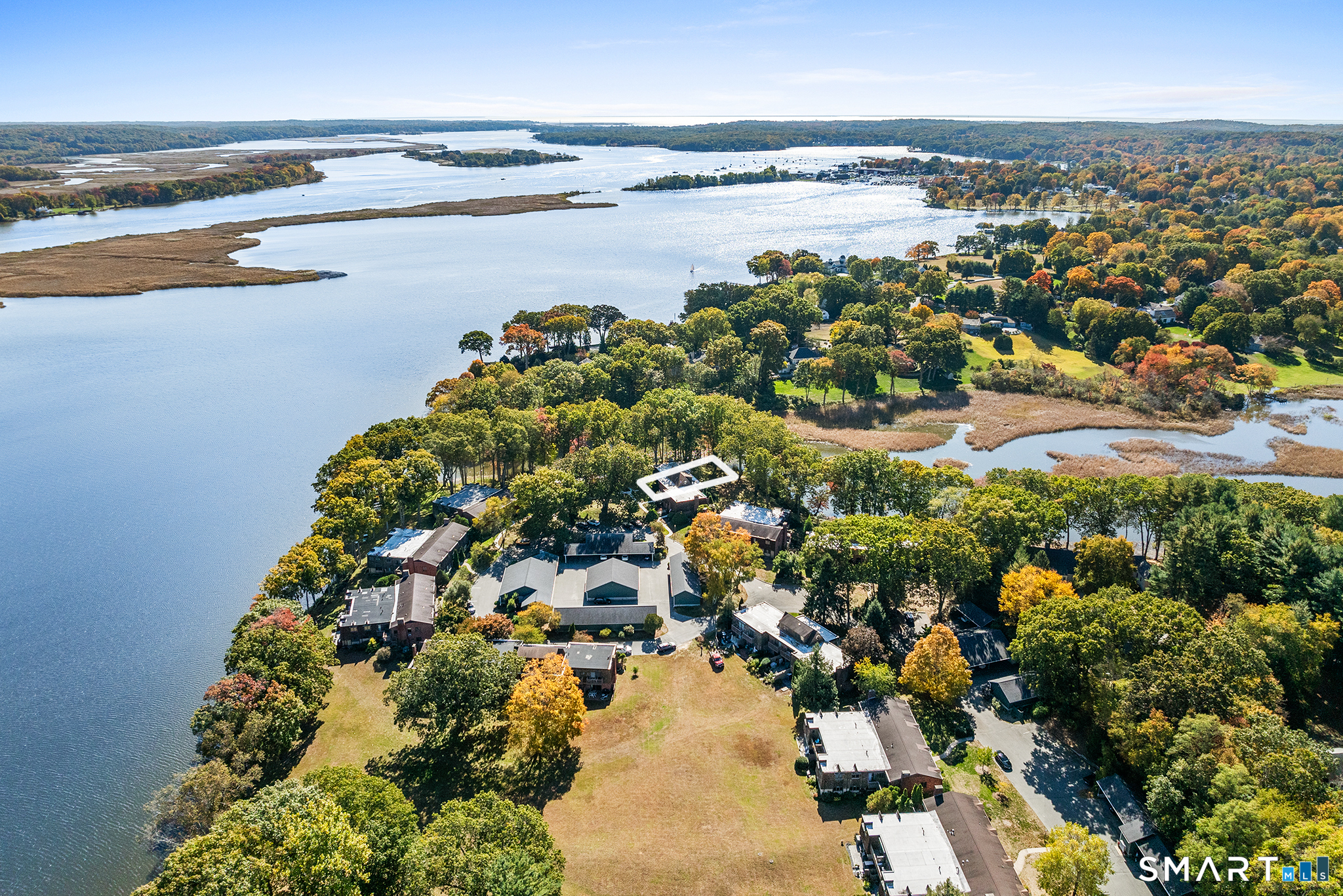 85 River Road, Unit L4 Essex, CT 06426 - Photo 31 of 35 Aerial View Showing an Expanded View of the Cove