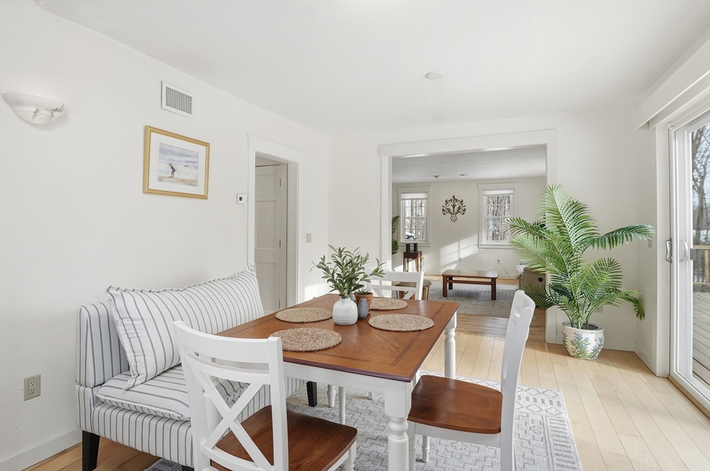 164 Oxford Road Charlton, MA 01507 - Photo 13 of 40