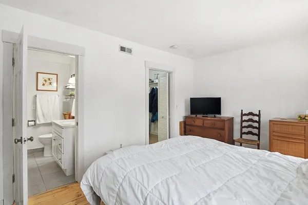 $619,000 | 164 Oxford Road, Charlton, MA 01507