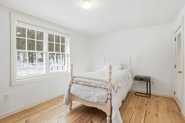 $619,000 | 164 Oxford Road, Charlton, MA 01507