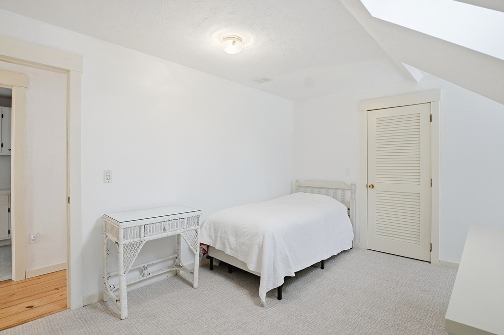 164 Oxford Road Charlton, MA 01507 - Photo 39 of 40