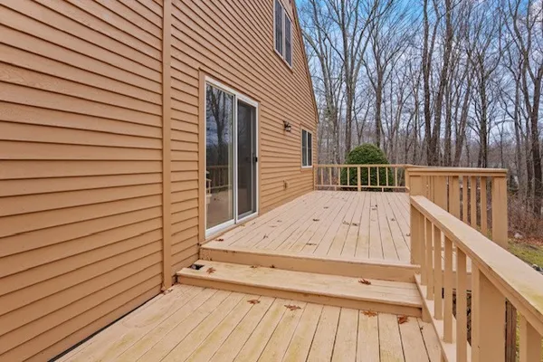 $619,000 | 164 Oxford Road, Charlton, MA 01507