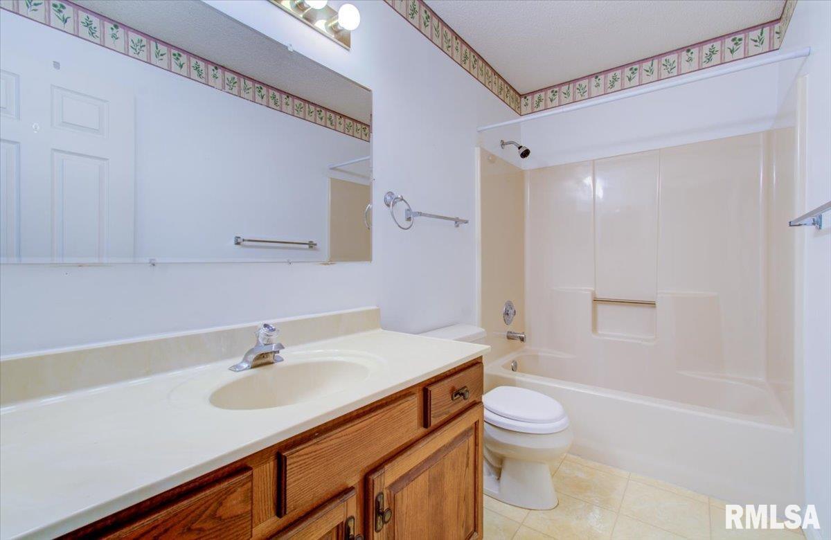 101 Calvin Avenue Springfield, IL 62704 - Photo 25 of 38 Gallery Image 25