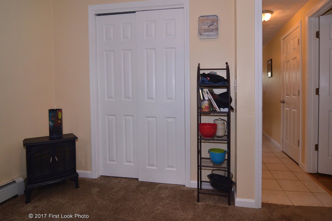 12 Willow Road Smithfield, RI 02828 - Photo 13 of 27