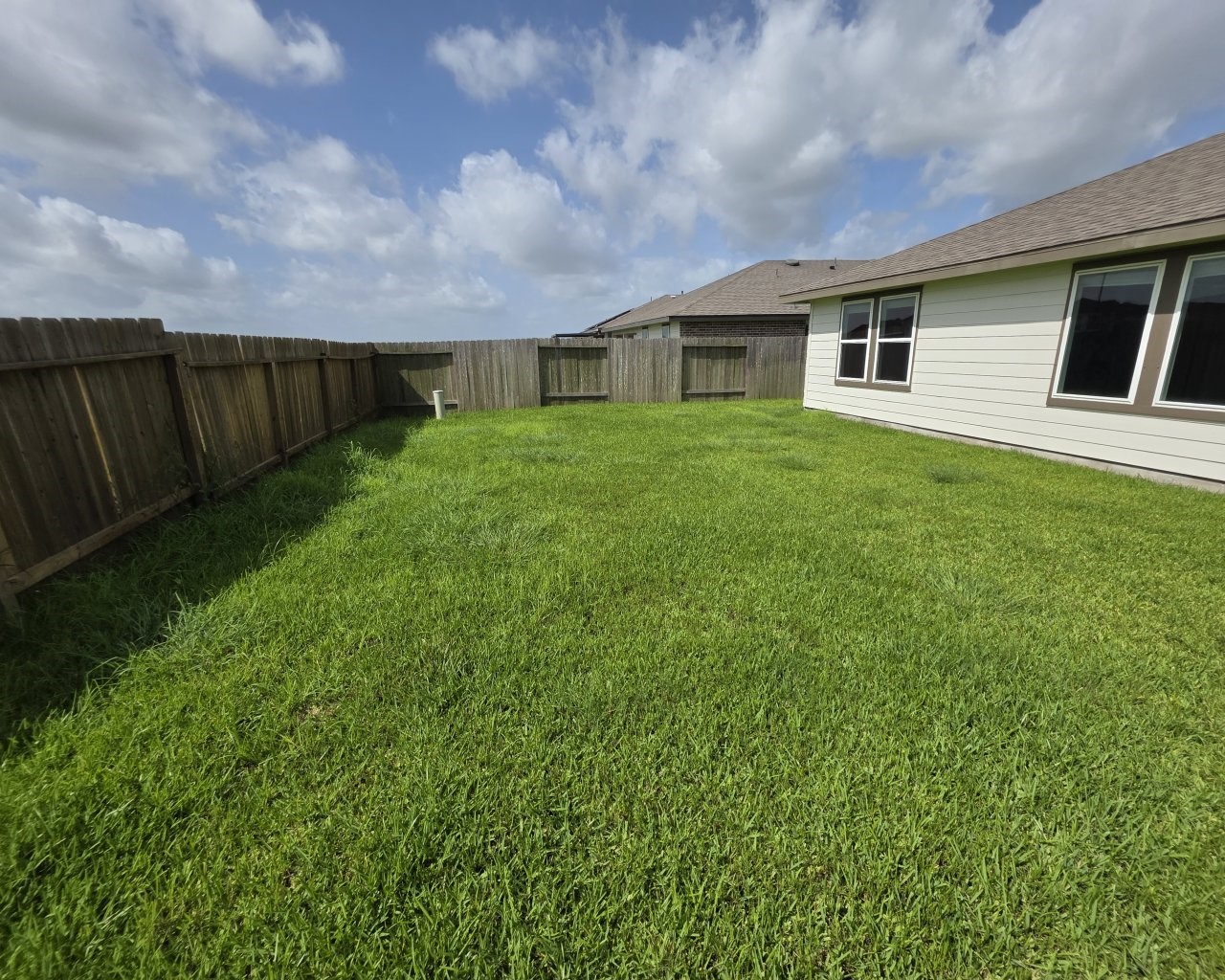 21 Desert Spring Lane Manvel, TX 77578 - Photo 19 of 20 Fenced yard for pets and gardeners.