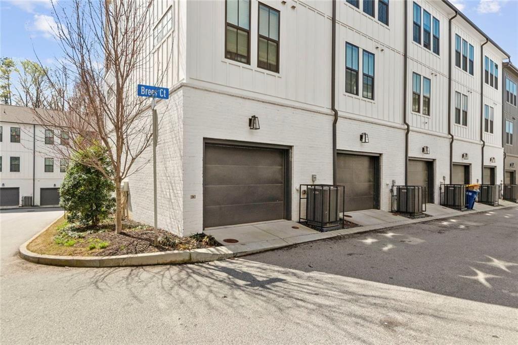 900 Brees Court Atlanta, GA 30318 - Photo 24 of 33