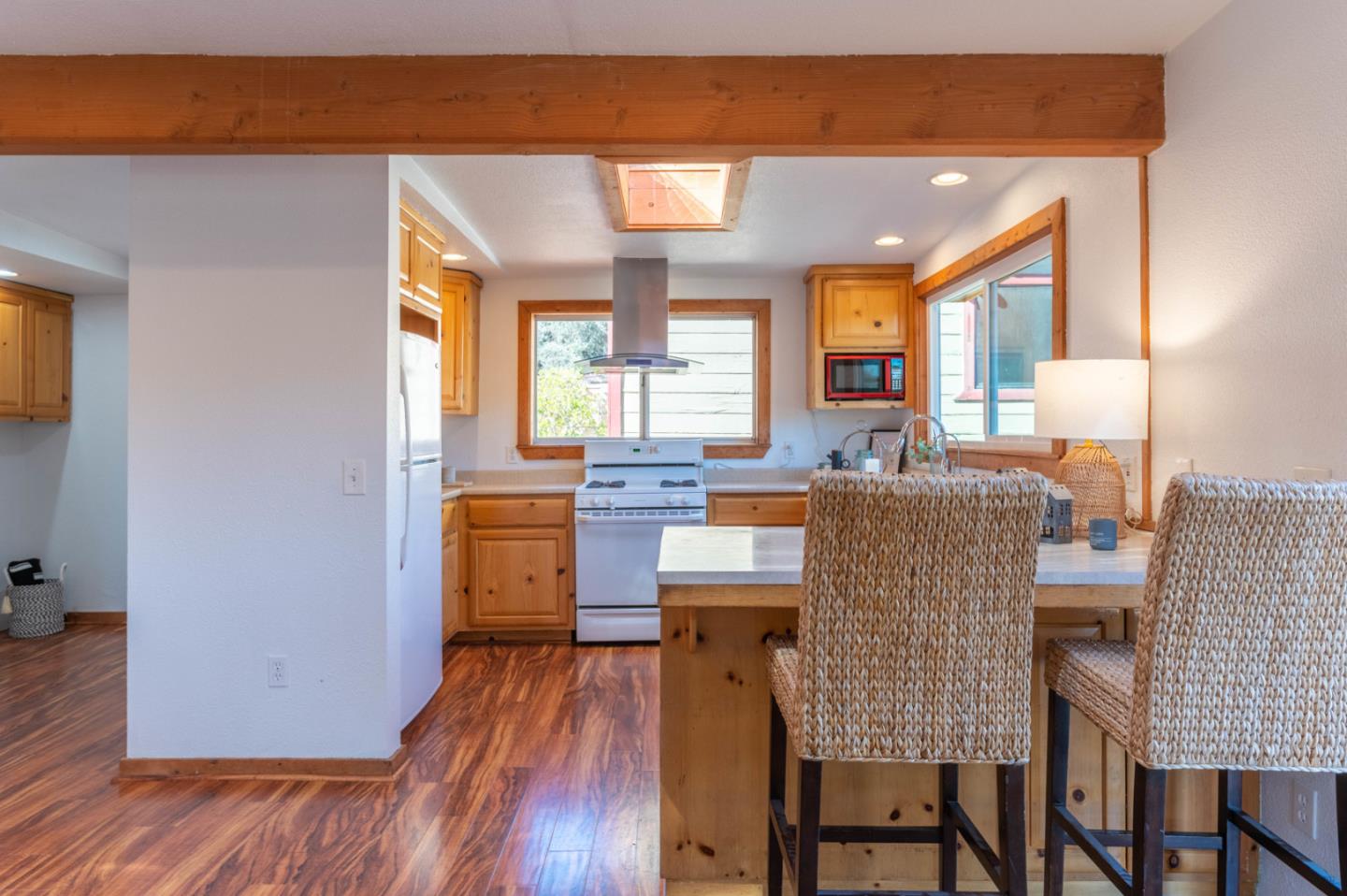 581 Echo Valley Road Salinas, CA 93907 - Photo 5 of 15 Gallery Image 5