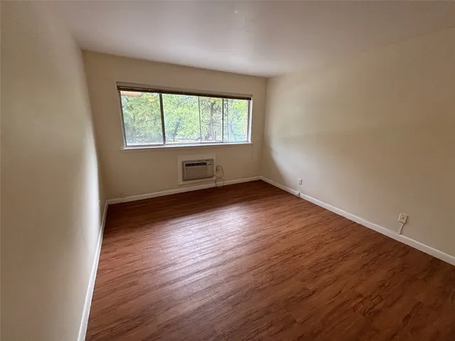 $1,195 | 1212 West 13th Street, Unit C, Austin, TX 78703