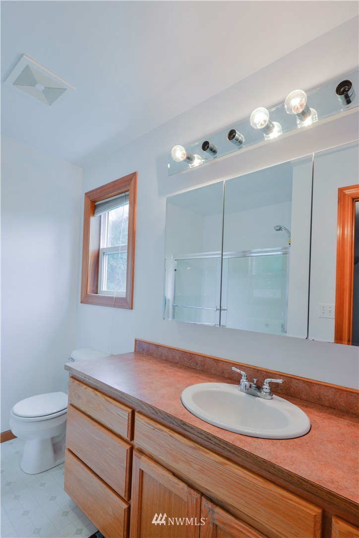 8525 Vinup Road Lynden, WA 98264 - Photo 18 of 20 Gallery Image 18