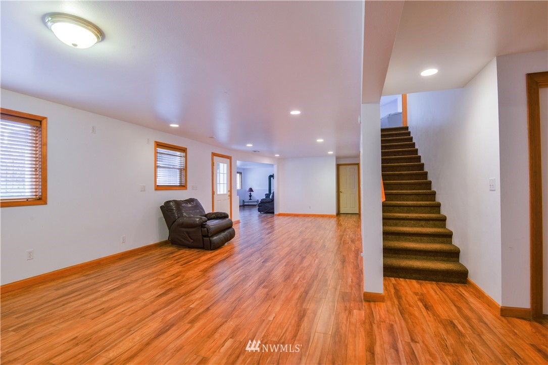 8525 Vinup Road Lynden, WA 98264 - Photo 10 of 20 Gallery Image 10
