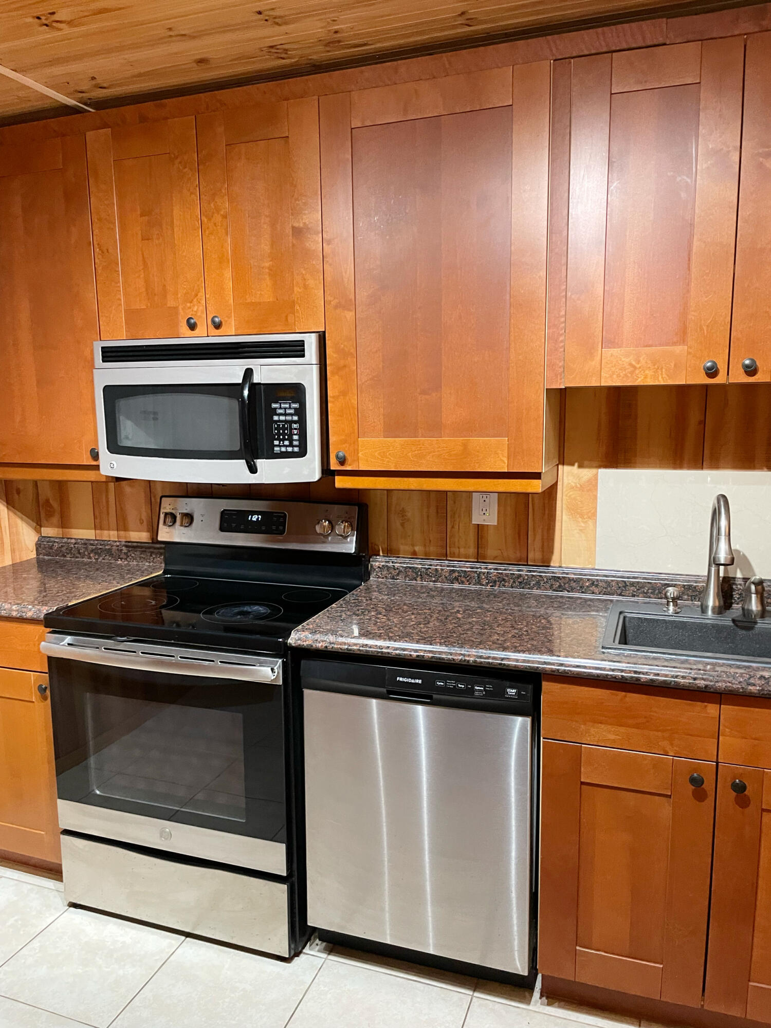 3776 Inverrary Boulevard, Unit 204R Lauderhill, FL 33319 - Photo 9 of 16 setty_136