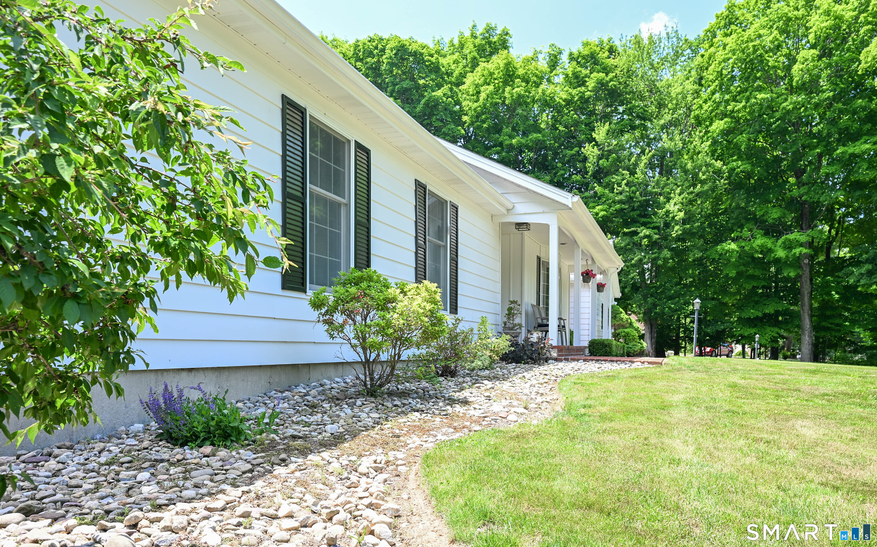 28 Wintergreen Hill Road Danbury, CT 06811 - Photo 36 of 39