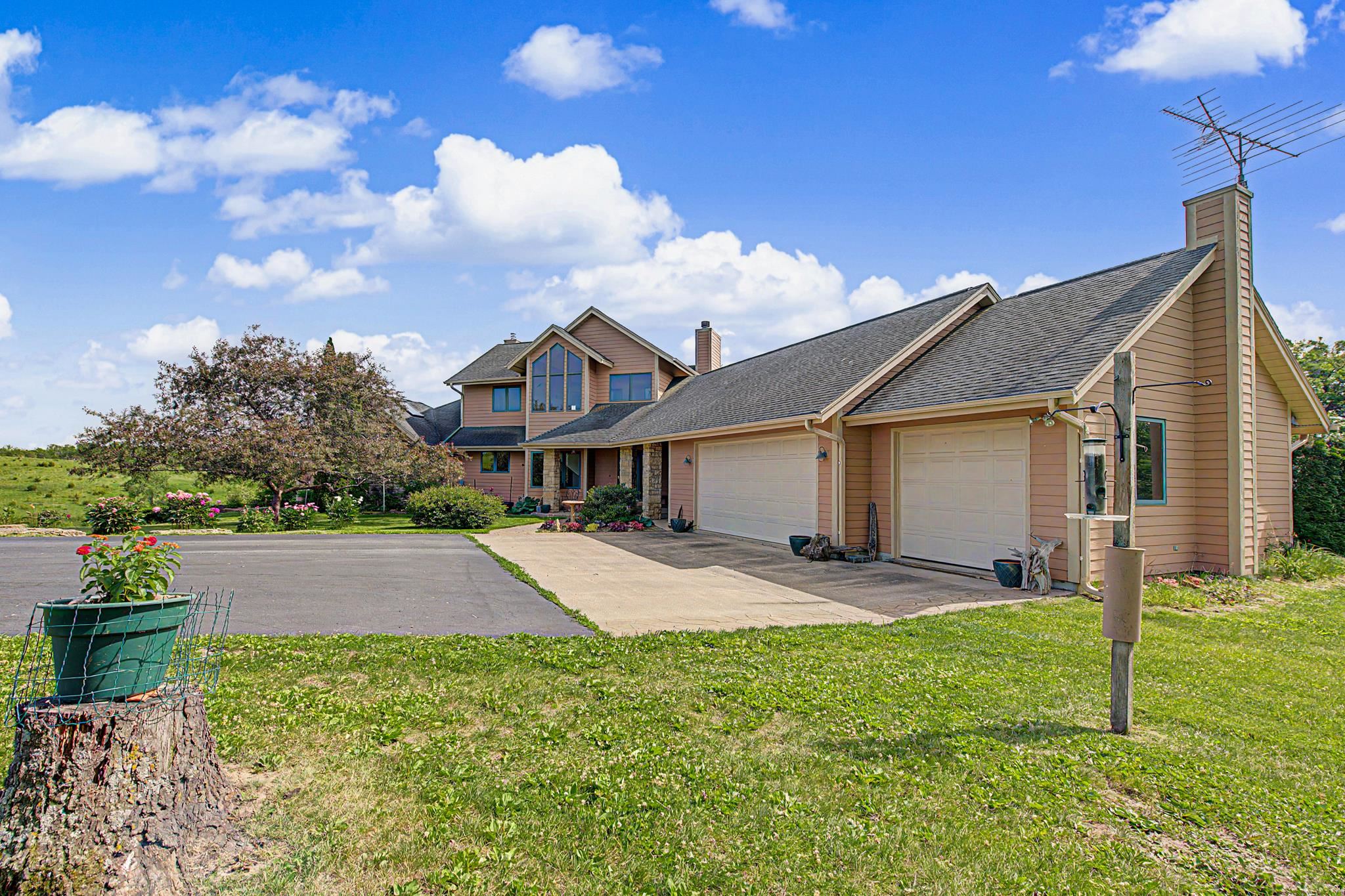 431 East Stadel Road Scales Mound, IL 61075 - Photo 4 of 49