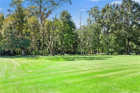 $465,000 | 113 Triple B Lane, Thibodaux, LA 70301