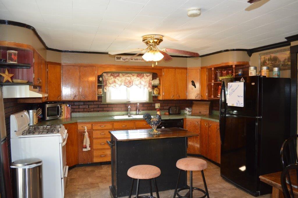 568 Wilson Pond Road North Monmouth, ME 04265 - Photo 3 of 28 Photo