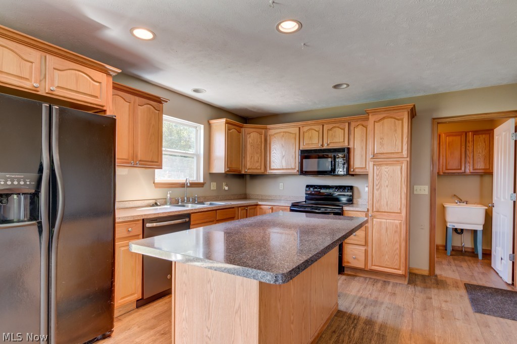 6042 Ireland Road Windsor, OH 44099 - Photo 6 of 24 Gallery Image 6