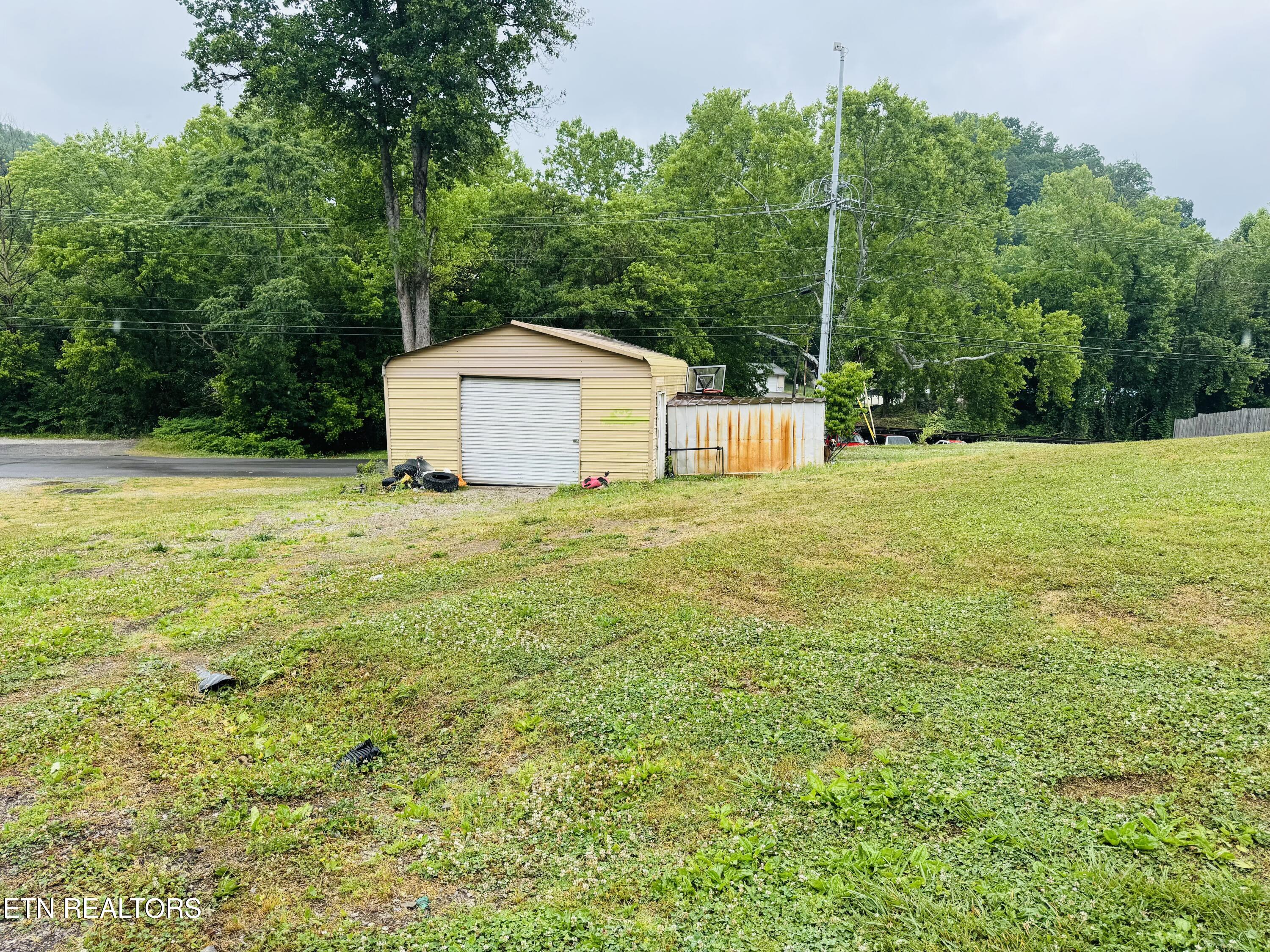 812 Andys Ridge Road Briceville, TN 37710 - Photo 16 of 24 FullSizeRender