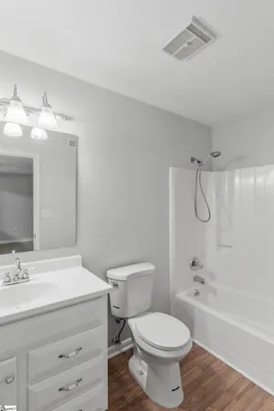 $170,000 | 1506 Northlake Drive, Unit 15F, Anderson, SC 29625