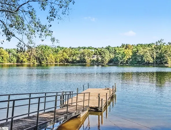 $170,000 | 1506 Northlake Drive, Unit 15F, Anderson, SC 29625