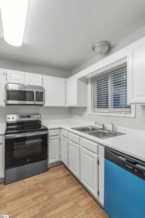 $170,000 | 1506 Northlake Drive, Unit 15F, Anderson, SC 29625