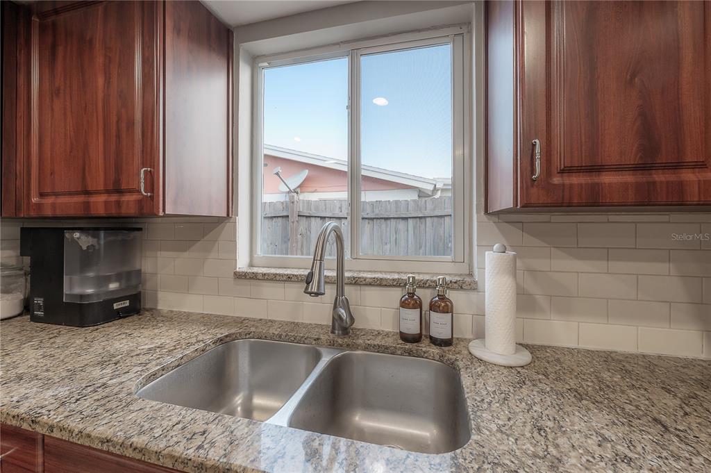 10740 Manchester Road Port Richey, FL 34668 - Photo 15 of 46 Gallery Image 15