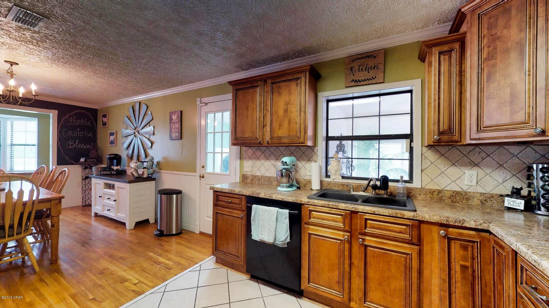 16596 Northeast Luke Holland Road Altha, FL 32421 - Photo 33 of 71 Gallery Image 33