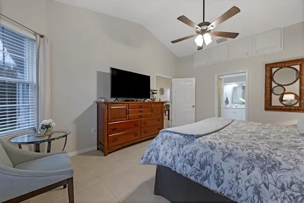 $3,750 | 3604 54th Drive West, Unit 203, Bradenton, FL 34210