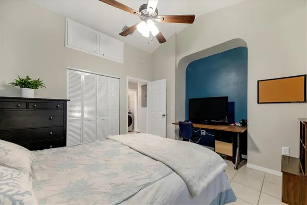 $3,750 | 3604 54th Drive West, Unit 203, Bradenton, FL 34210