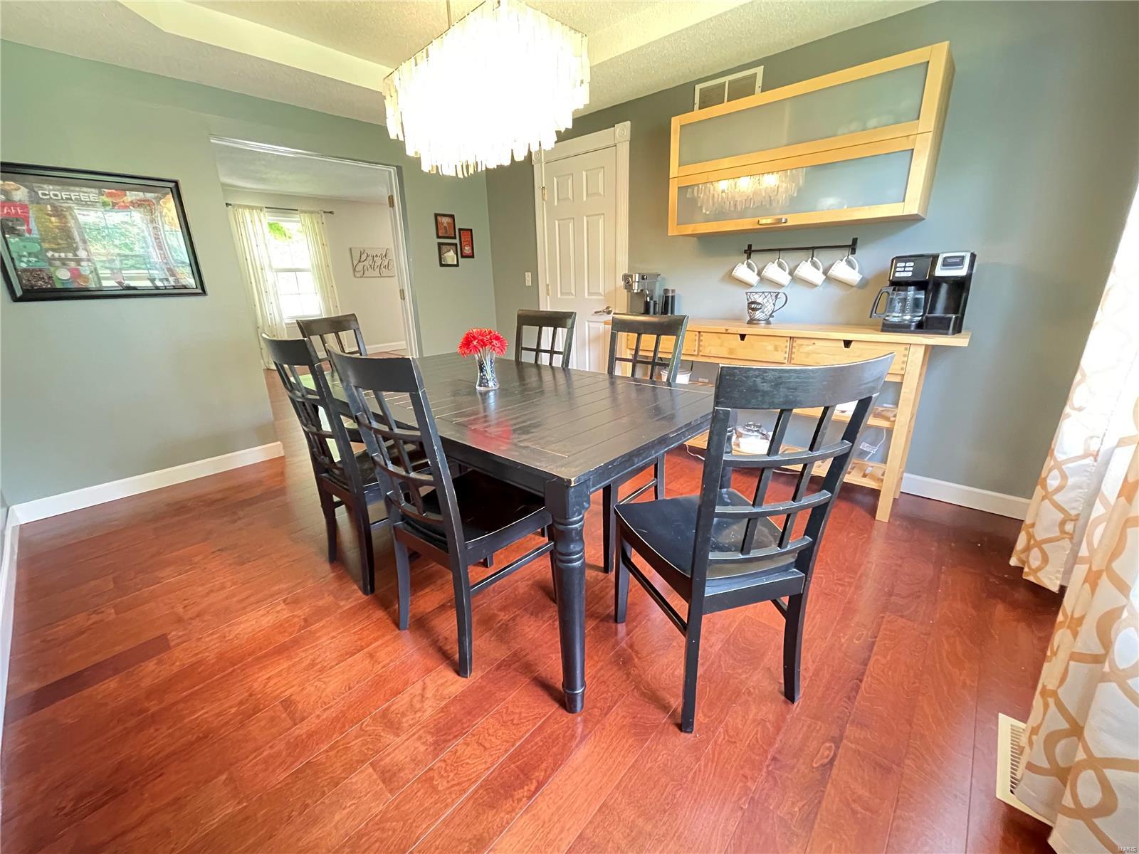 2518 Hunters Ridge Edwardsville, IL 62025 - Photo 16 of 70 Gallery Image 16
