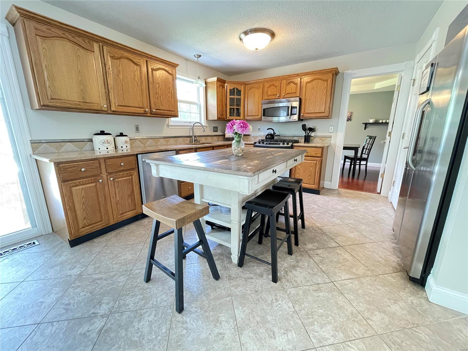 2518 Hunters Ridge Edwardsville, IL 62025 - Photo 21 of 70 Gallery Image 21