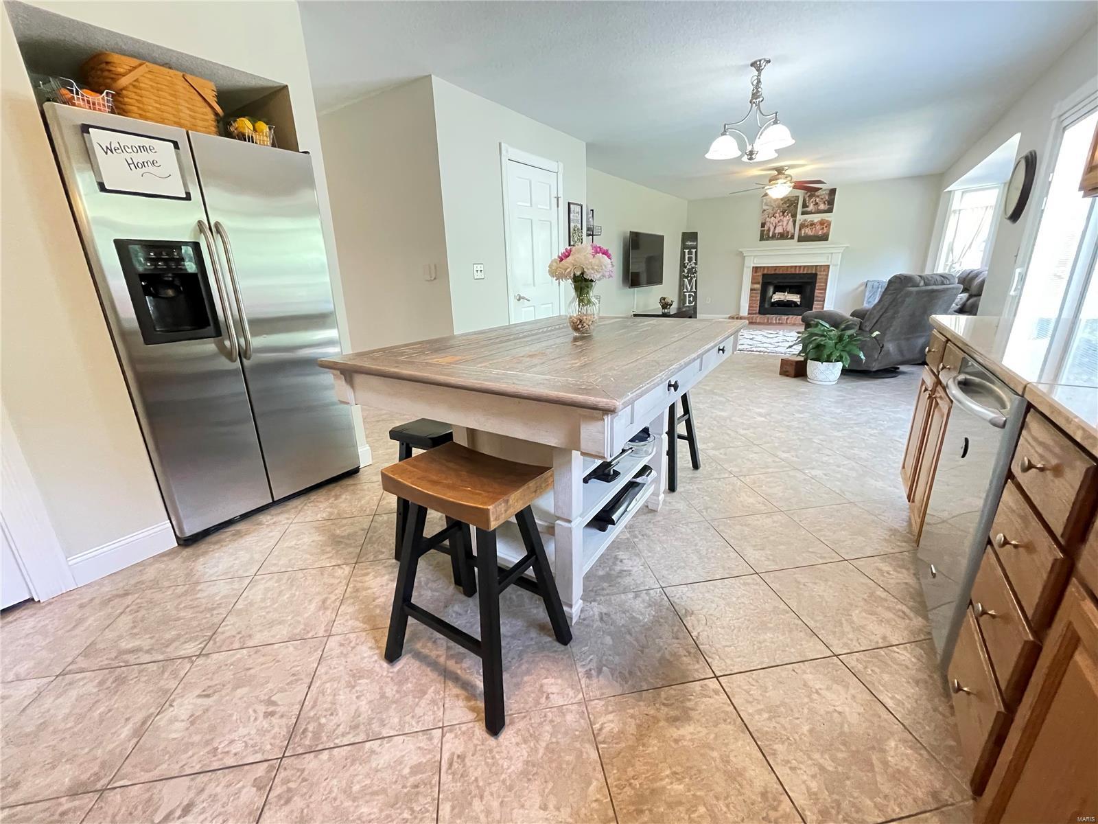 2518 Hunters Ridge Edwardsville, IL 62025 - Photo 24 of 70 Gallery Image 24