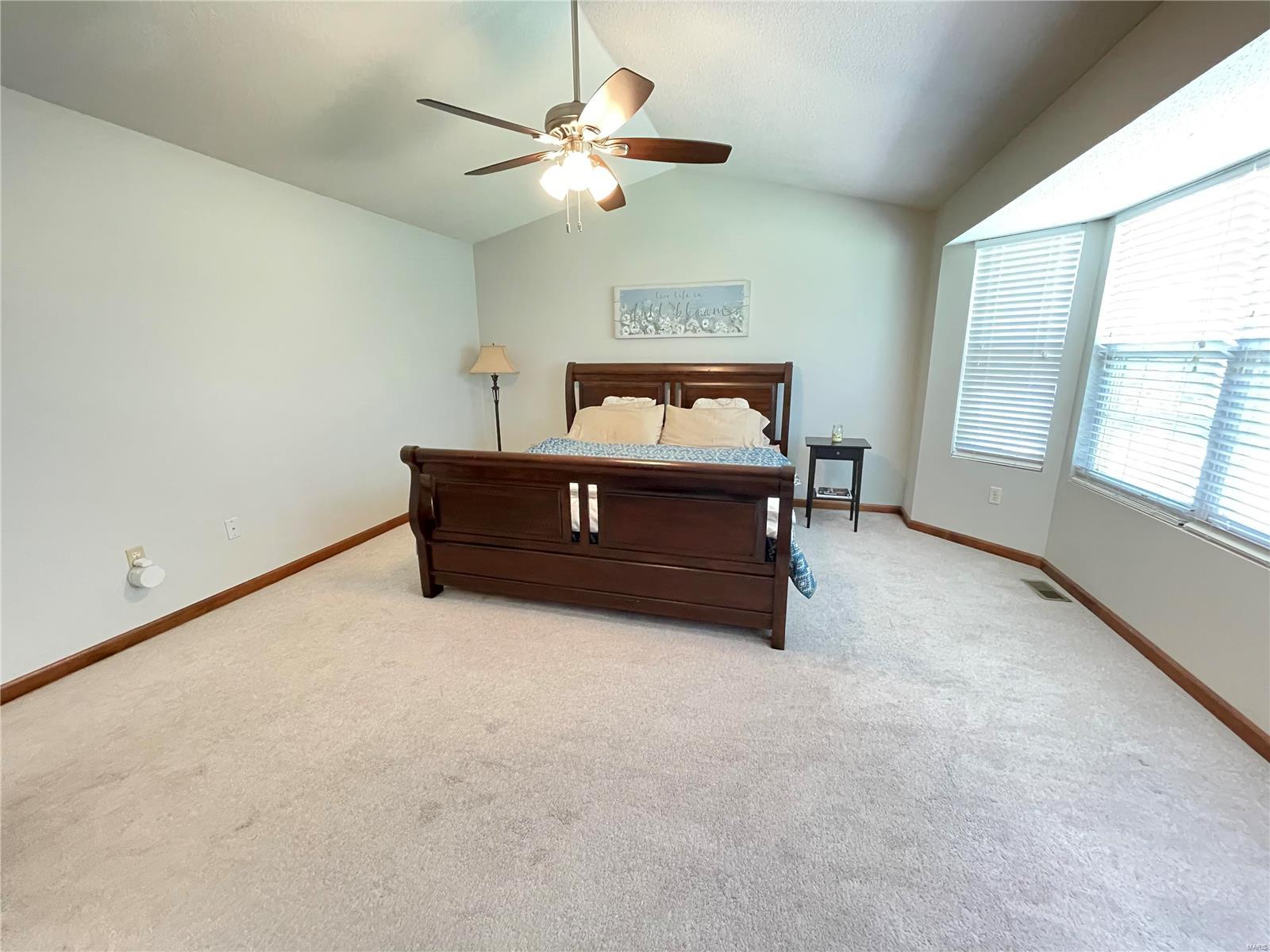2518 Hunters Ridge Edwardsville, IL 62025 - Photo 43 of 70 Gallery Image 43