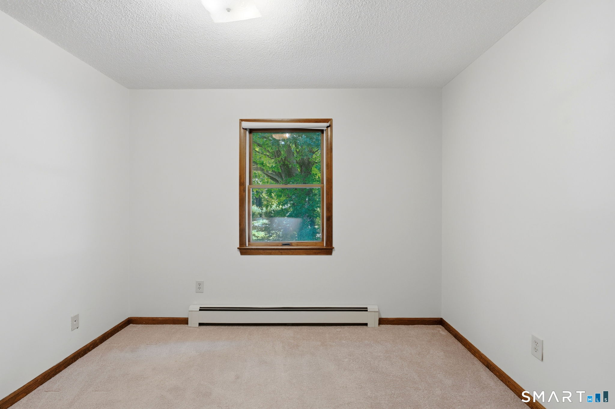 19 Holmes Road East Lyme, CT 06333 - Photo 22 of 39