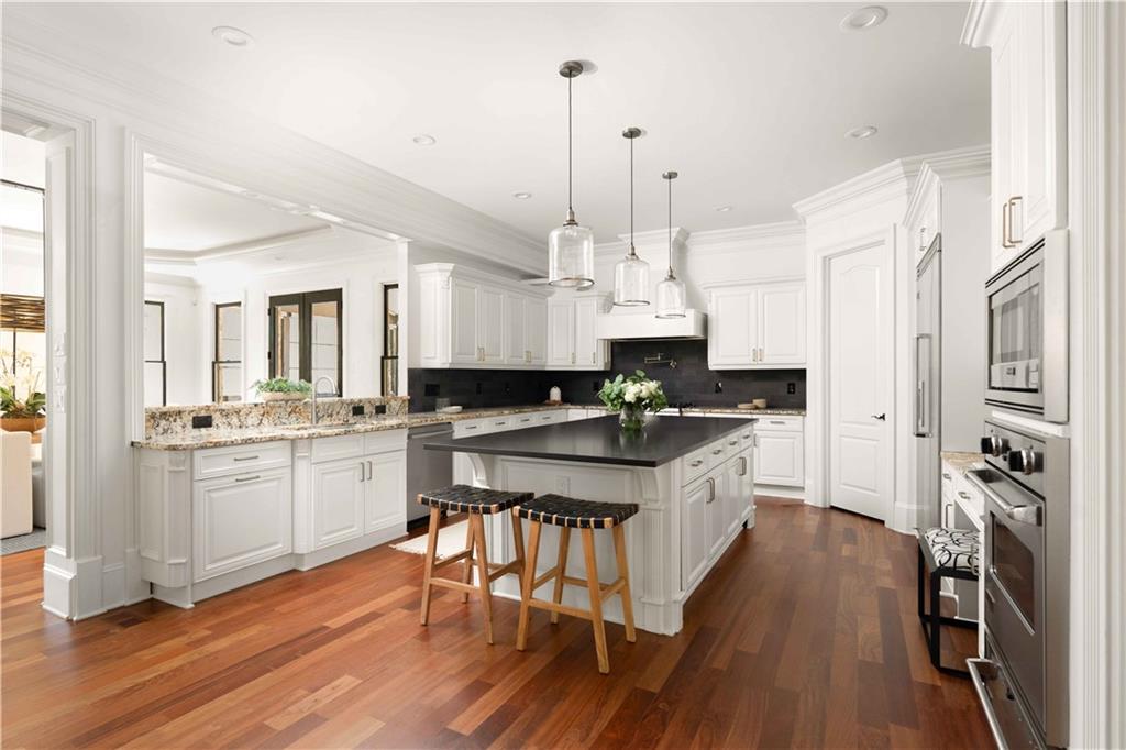 1686 Montcliff Court Decatur, GA 30033 - Photo 25 of 98 Gallery Image 25