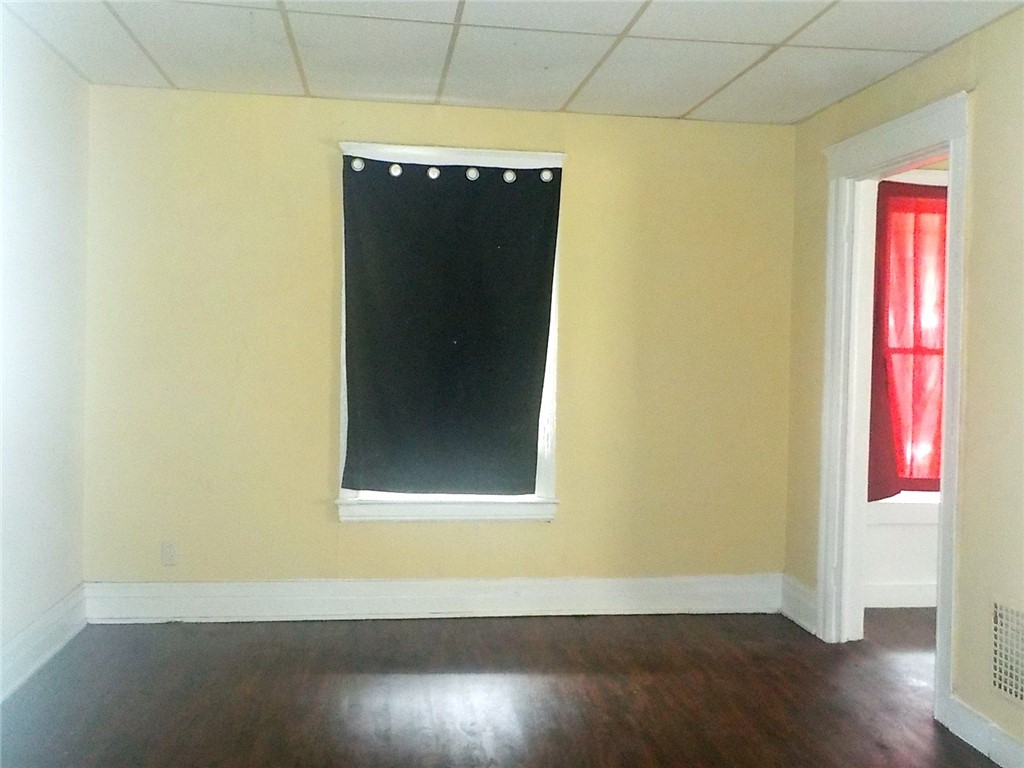 23 Peckham Street Rochester, NY 14621 - Photo 5 of 22