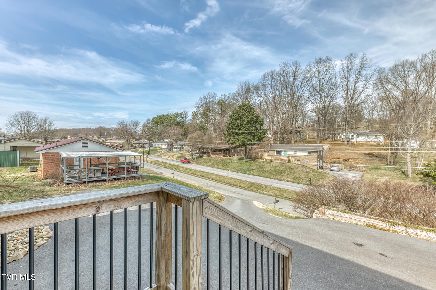 328 Kings Road Piney Flats, TN 37686 - Photo 15 of 40 328 Kings Rd-3