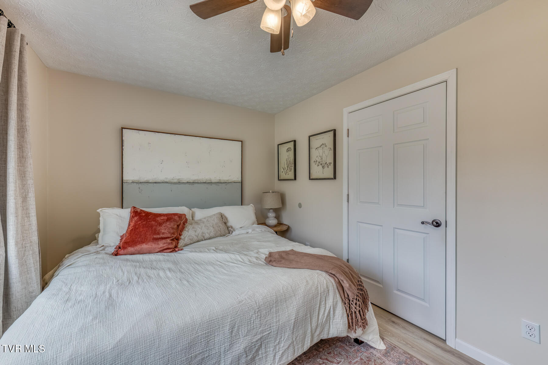 328 Kings Road Piney Flats, TN 37686 - Photo 17 of 40 328 Kings Rd-17