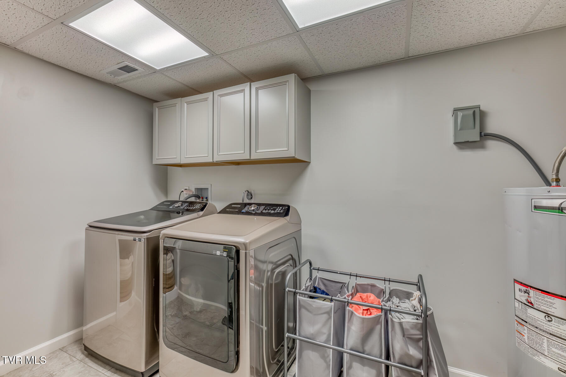 328 Kings Road Piney Flats, TN 37686 - Photo 24 of 40 328 Kings Rd-23