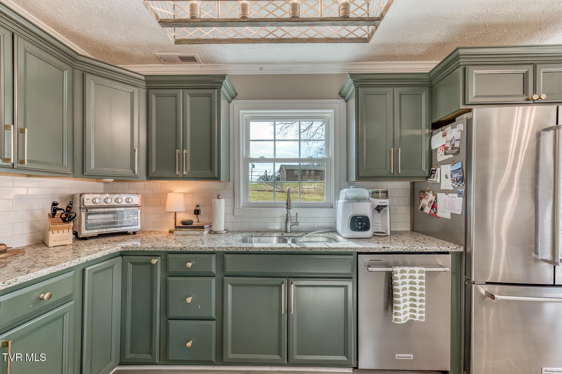 328 Kings Road Piney Flats, TN 37686 - Photo 8 of 40 328 Kings Rd-9