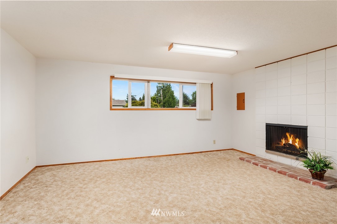 11617 Southeast 166th Place Renton, WA 98058 - Photo 15 of 19 Gallery Image 15
