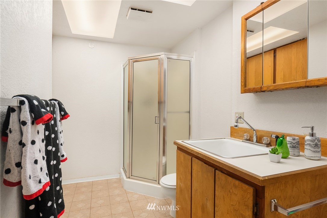 11617 Southeast 166th Place Renton, WA 98058 - Photo 19 of 19 Gallery Image 19