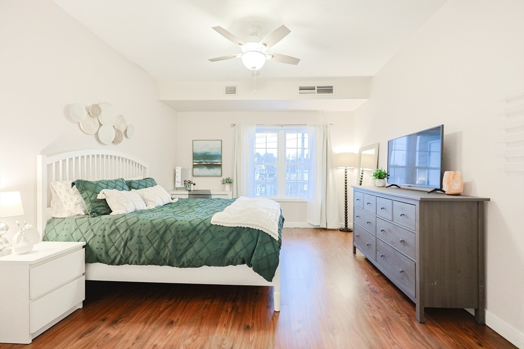 8 Walnut Street, Unit 209 Peabody, MA 01960 - Photo 17 of 27