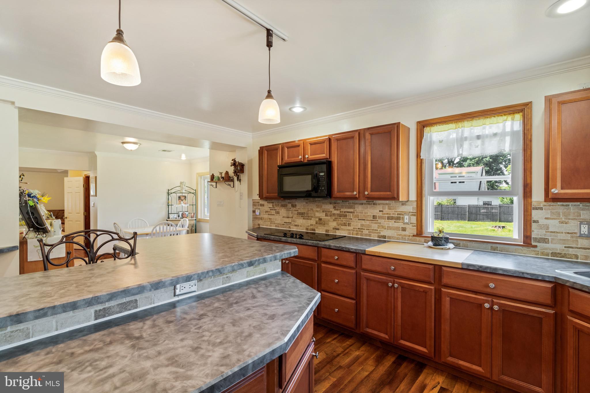 1045 Ford Road Bensalem, PA 19020 - Photo 14 of 33 Gallery Image 14