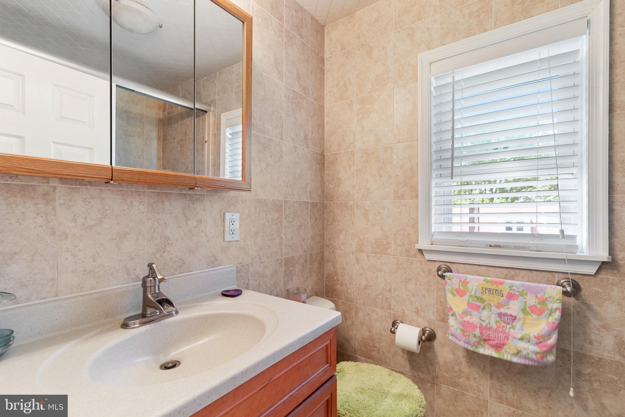 1045 Ford Road Bensalem, PA 19020 - Photo 18 of 33 Gallery Image 18