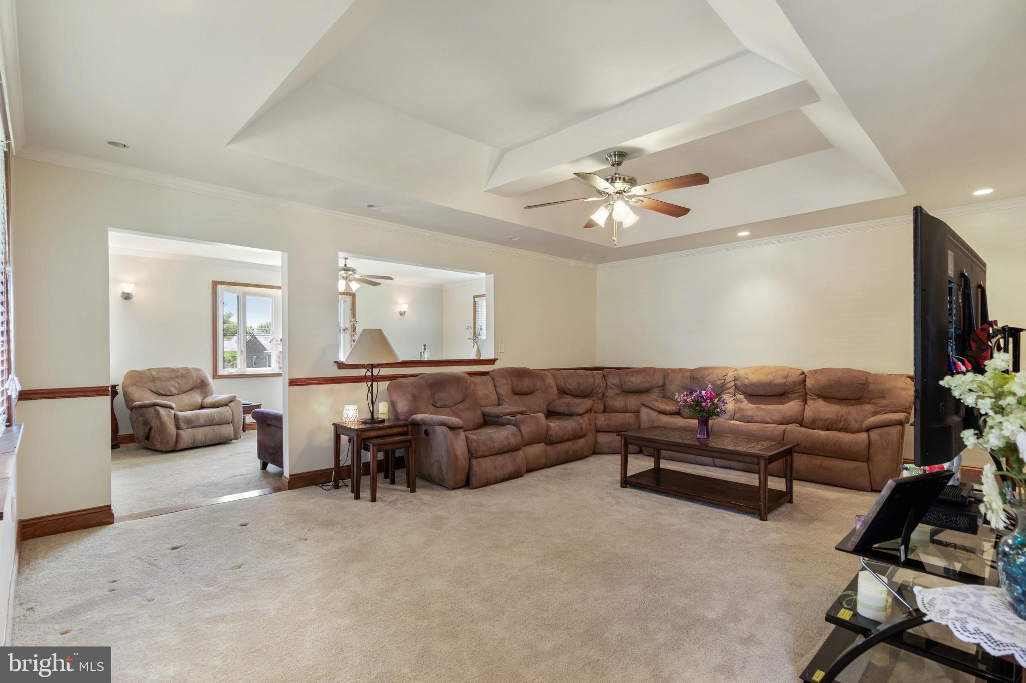 1045 Ford Road Bensalem, PA 19020 - Photo 4 of 33 Gallery Image 4