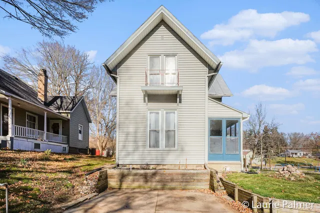 $179,900 | 304 Yeomans Street, Ionia, MI 48846