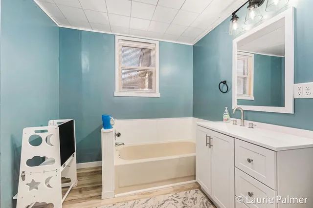 $179,900 | 304 Yeomans Street, Ionia, MI 48846