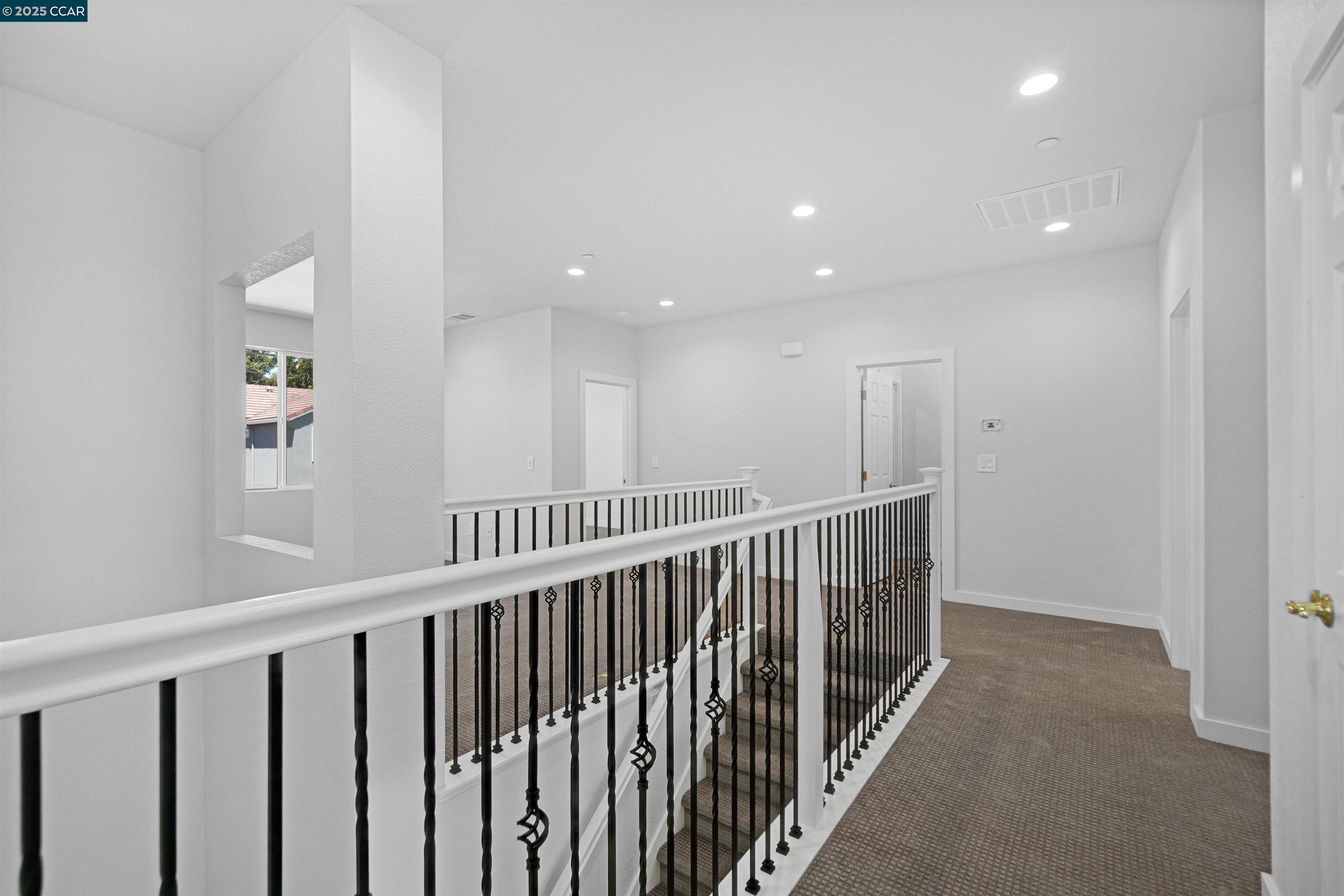 2722 Cowell Road Concord, CA 94518 - Photo 24 of 55 a view of hallway with wooden floor