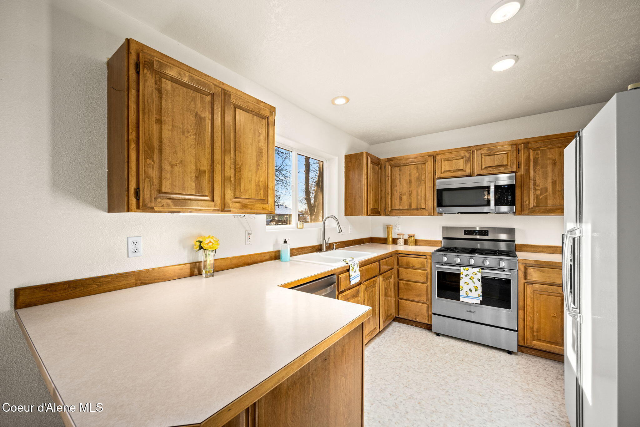 8288 Nebraska Street Rathdrum, ID 83858 - Photo 11 of 52 14-web-or-mls-DSC_4898