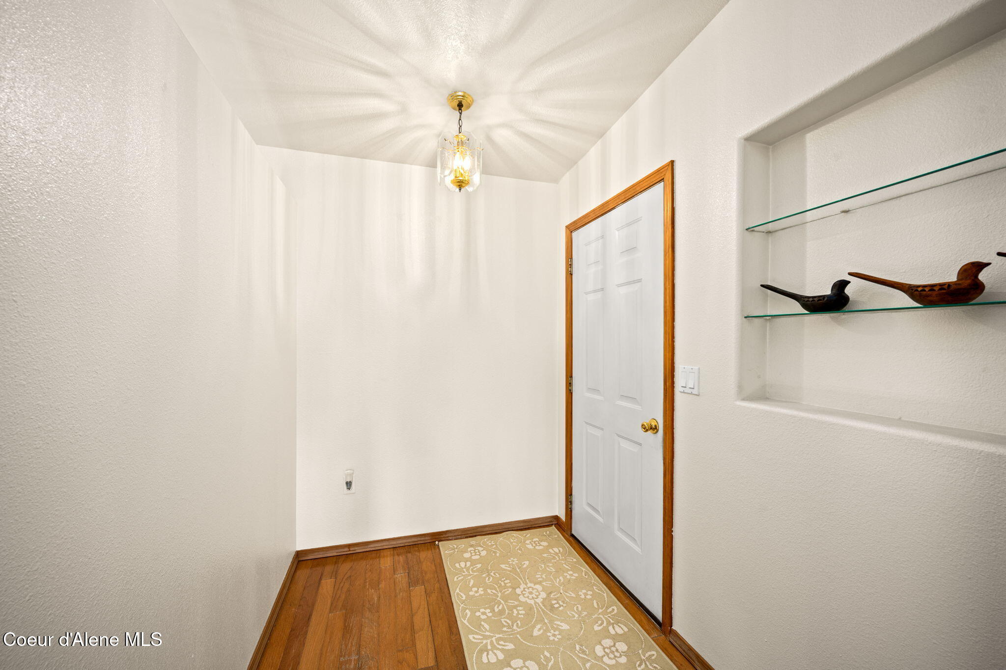 8288 Nebraska Street Rathdrum, ID 83858 - Photo 4 of 52 7-web-or-mls-DSC_4780